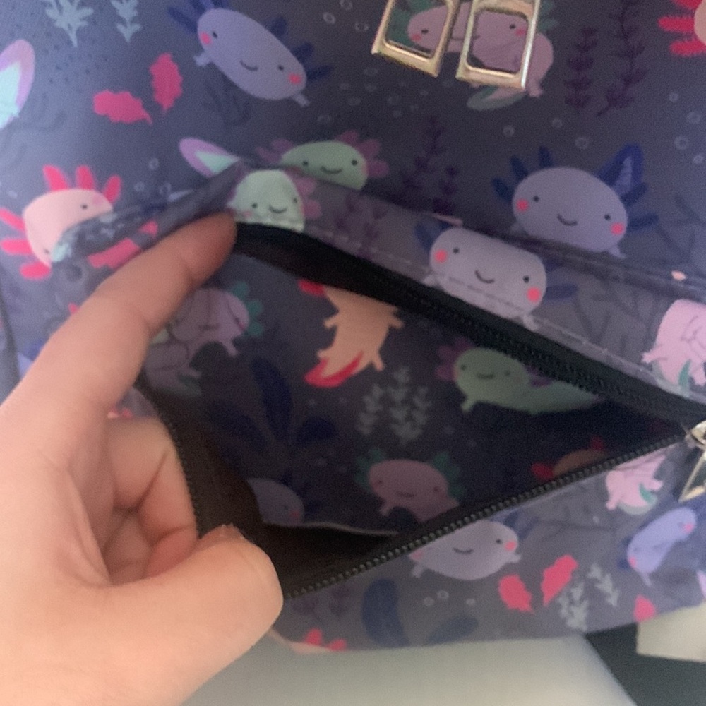 Axolotl Mini Backpack - Picture 2 of 4